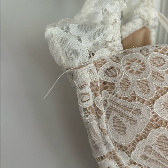 Lace Bodysuit NWT - Picture 8 of 9